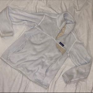 Fuzzy Patagonia white fleece